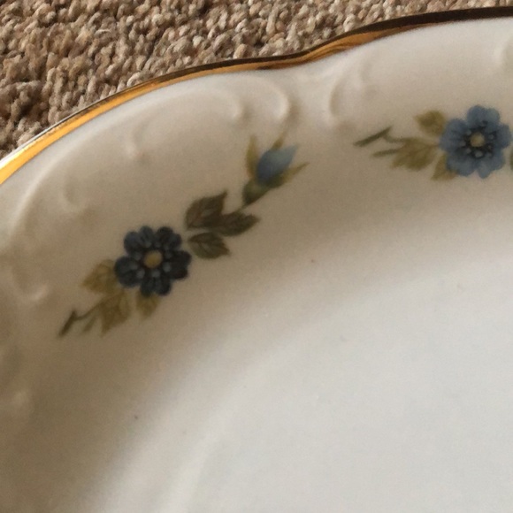 Vintage W Wawel Made in Poland Blue Morning Flower Green Leaves Gold Rim Platter - Picture 4 of 7